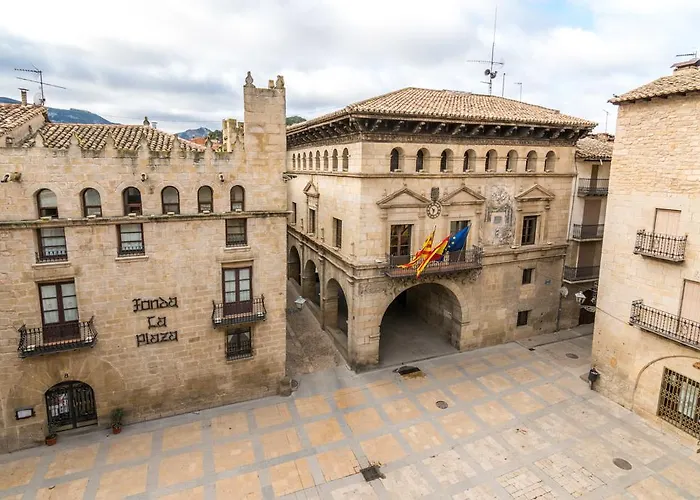 Plaza Mayor Valderrobres